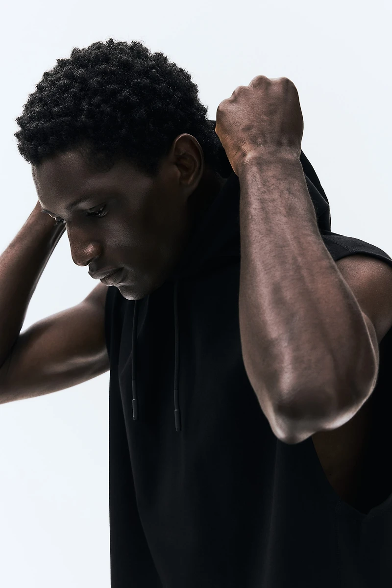 Regular-Fit Sleeveless Sports Hoodie with DryMove™