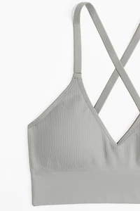 Seamless Medium-Support Sports Bra with DryMove™