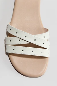 Sandales cloutées