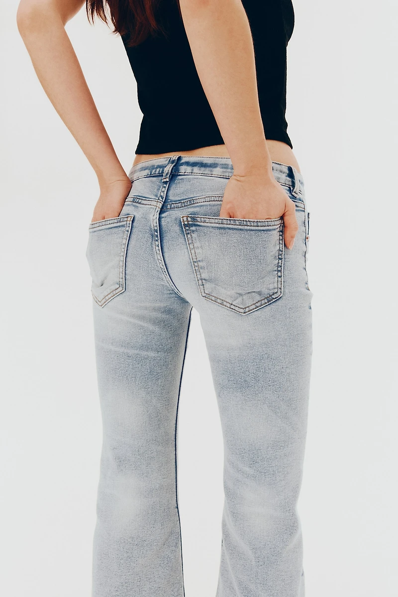 Flared Low Ankle Jeans