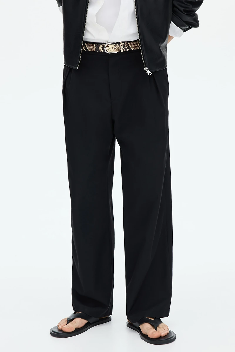 Loose-Fit Wide-Leg Tailored Pants
