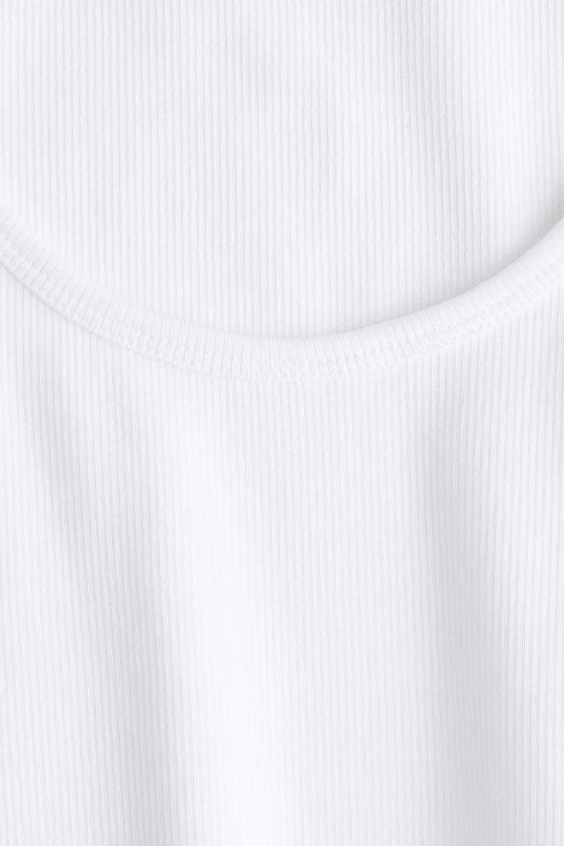 Débardeur en tricot côtelé