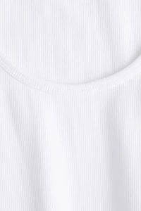 Débardeur en tricot côtelé