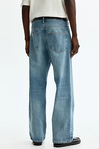 Loose Straight Jeans
