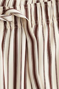 Pantalon en sergé avec cordon de serrage