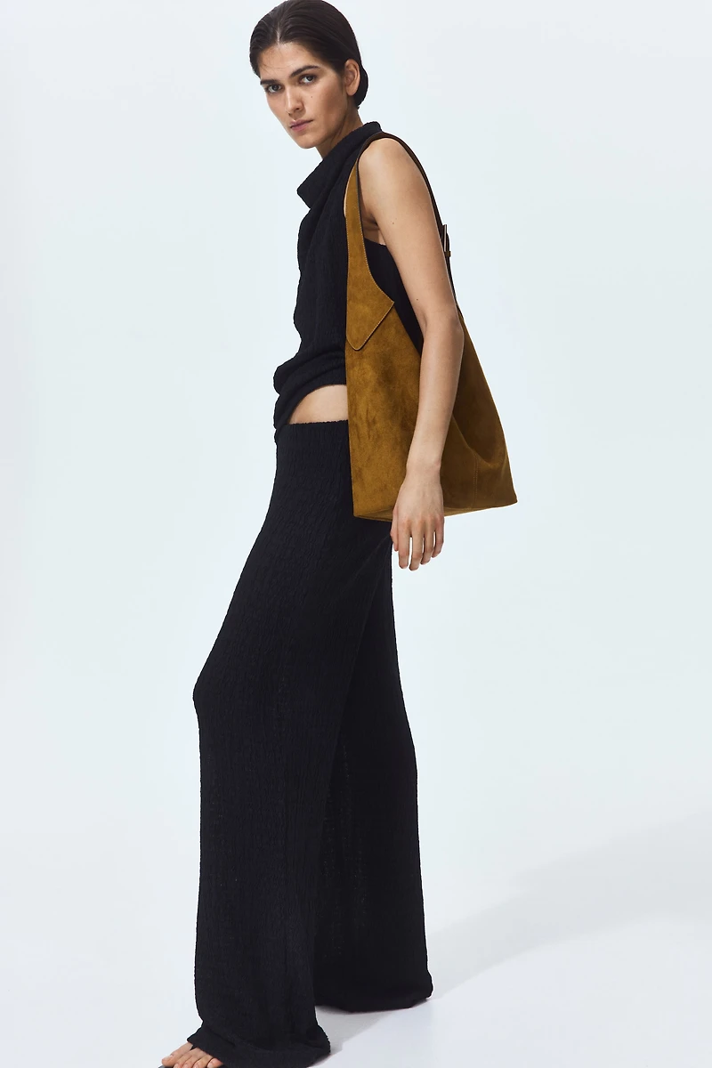 Wide-Leg Crinkled Pants