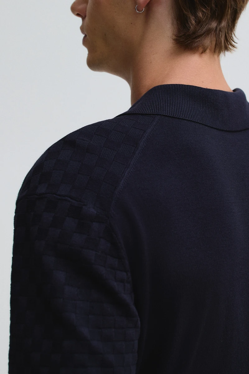 Slim Fit Textured-knit polo shirt
