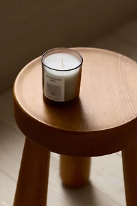 Bougie parfumée dans un pot en verre