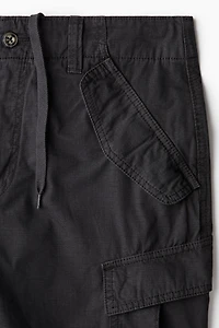 Loose-Fit Cargo Pants
