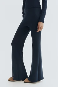 Flared fine-knit trousers