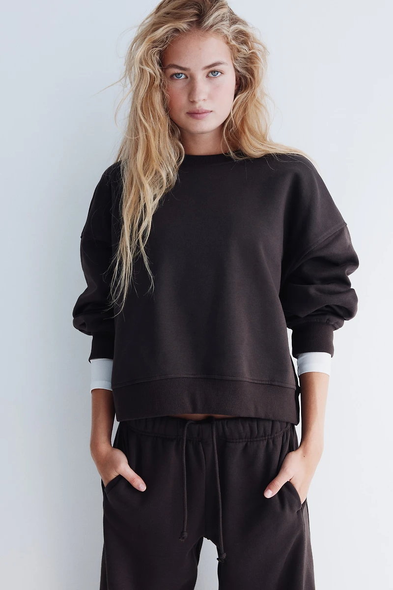 2-Piece Sweatshirt and Joggers Set