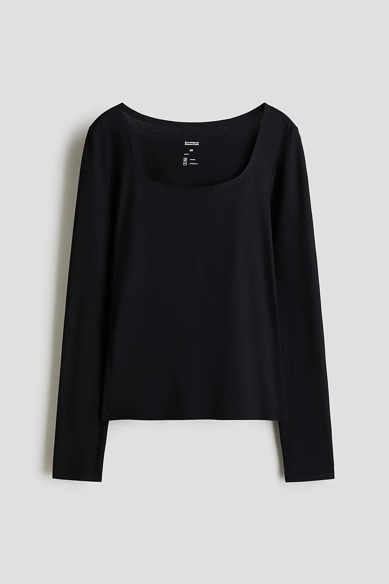 Warming Slim-Fit Long-Sleeved Top