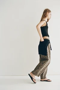 High-Waist Barrel-Leg Ankle Jeans