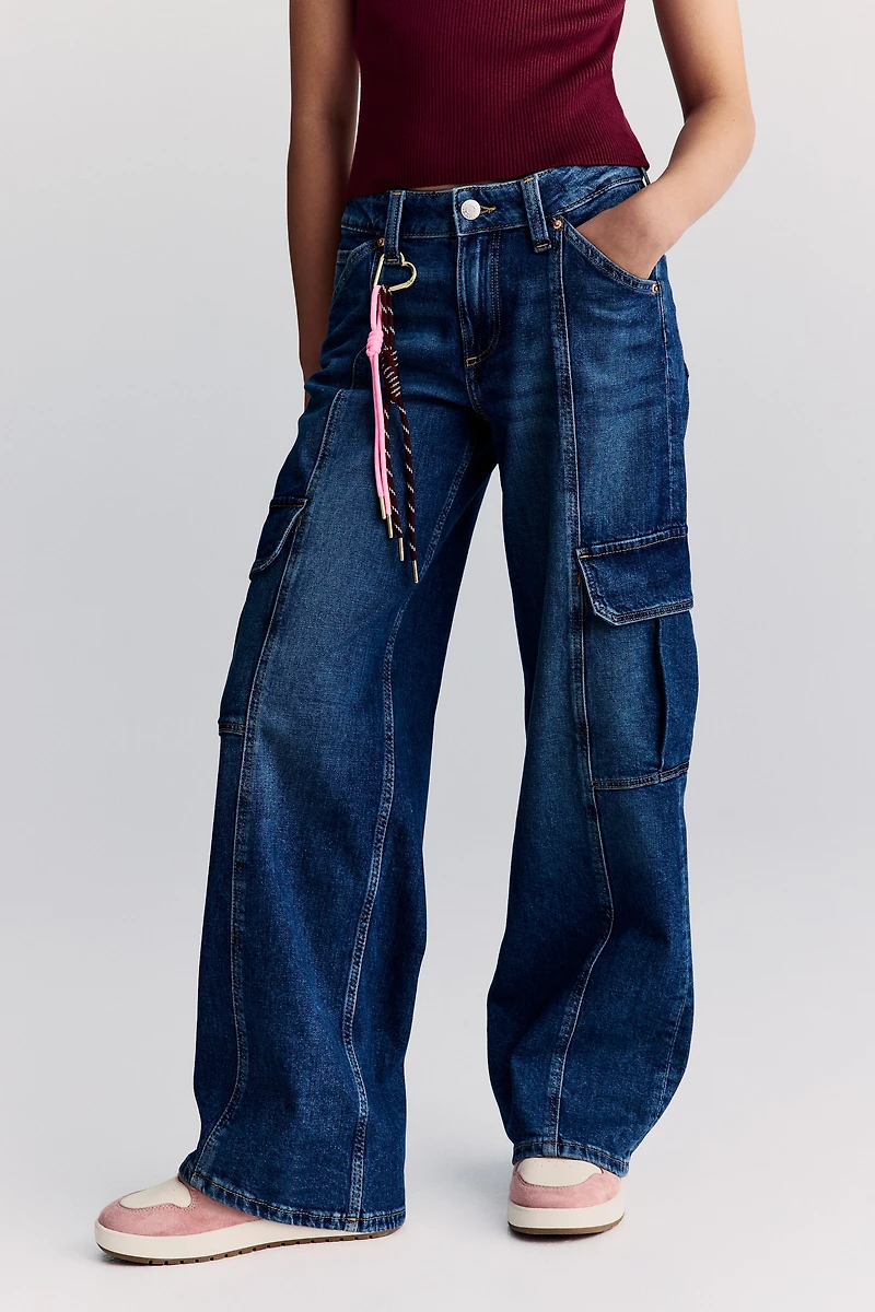 Wide Leg Cargo Jeans
