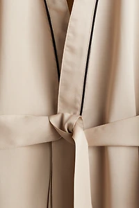 Robe de chambre en satin