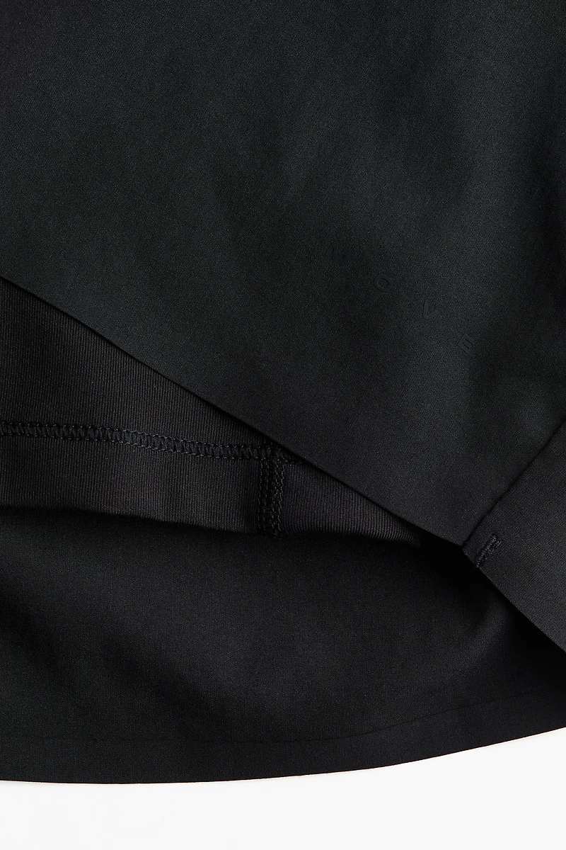 MAMA Double-Layered Sports Shorts