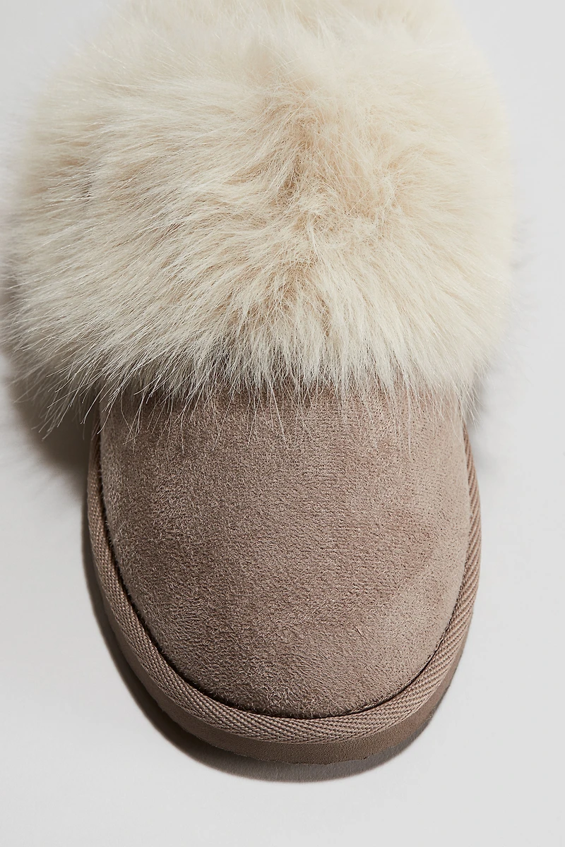 Fluffy-Lined Slippers