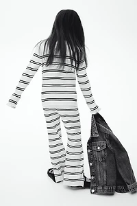 Pantalon évasé en tricot côtelé