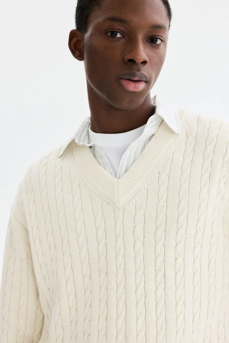 Chandail classique en tricot torsadé