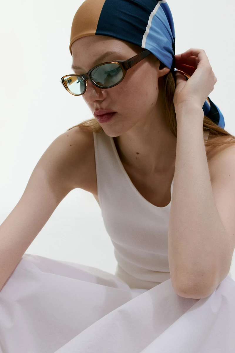 Lunettes de soleil ovales