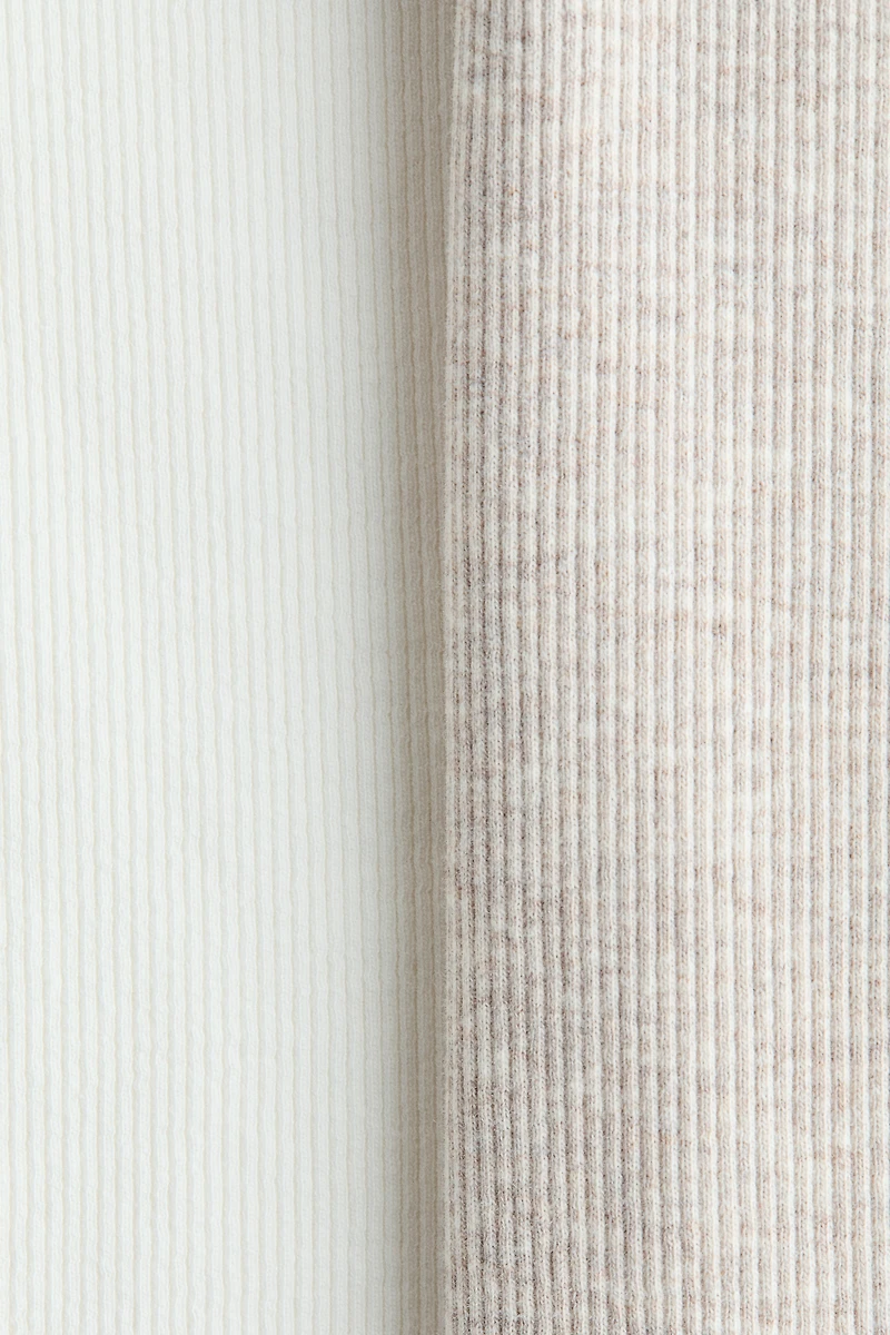 Lot de 2 T-shirts en coton à col tunisien