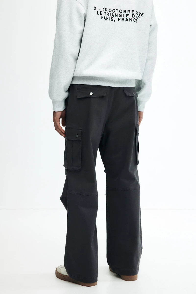 Loose-Fit Cargo Pants