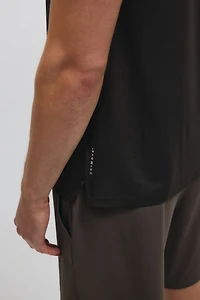 T-shirt sport épousant les muscles en DryMove🅪