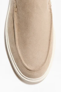 Moccasin-Seam Loafers