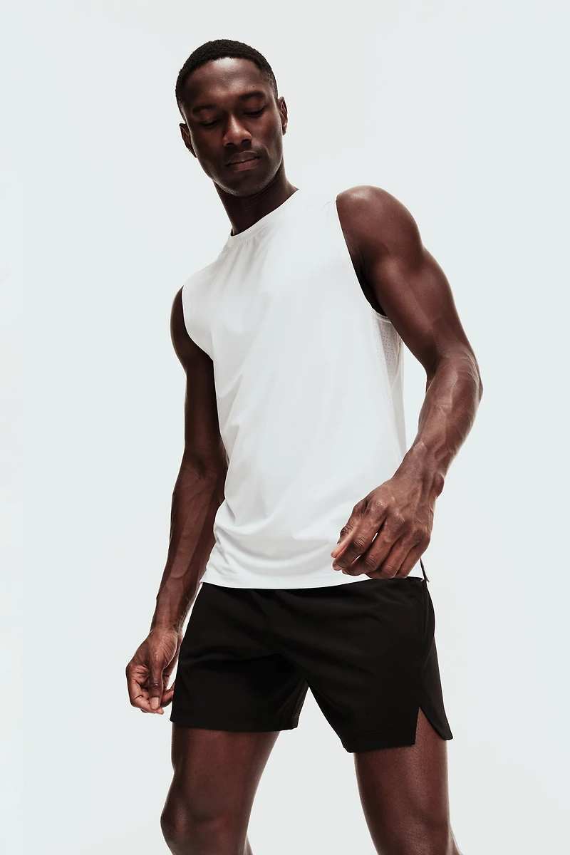 Sports Shorts with DryMove™