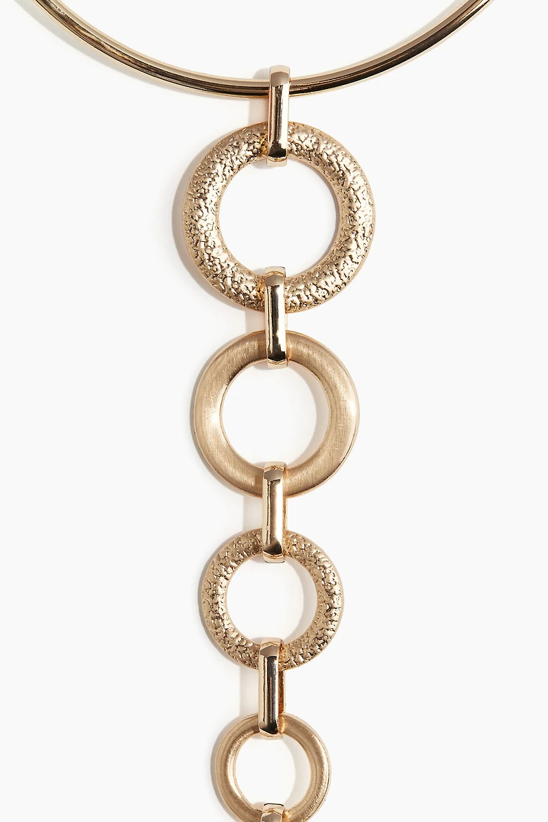 Collier avec anneaux
