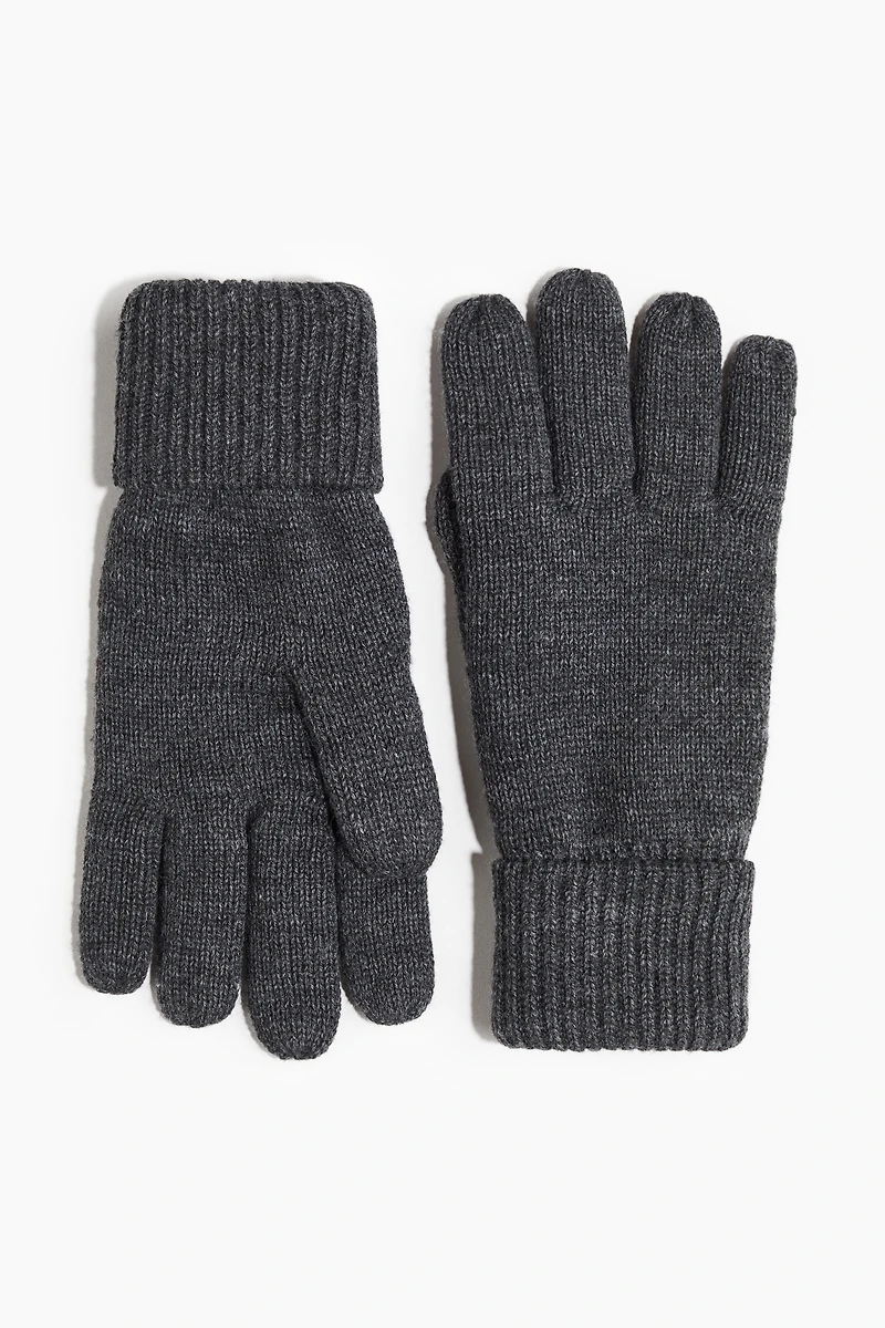 Fine-Knit Gloves