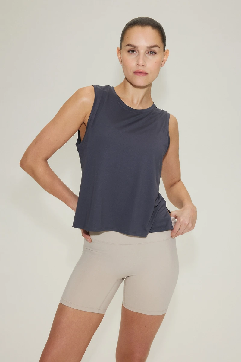 Boxy Sports Tank Top with DryMove™