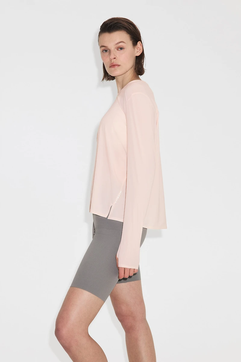 Sports Top with DryMove™