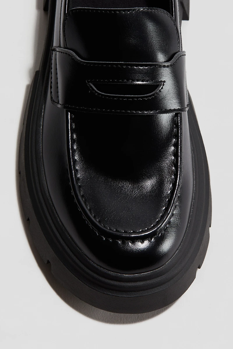 Mocassins à semelle épaisse