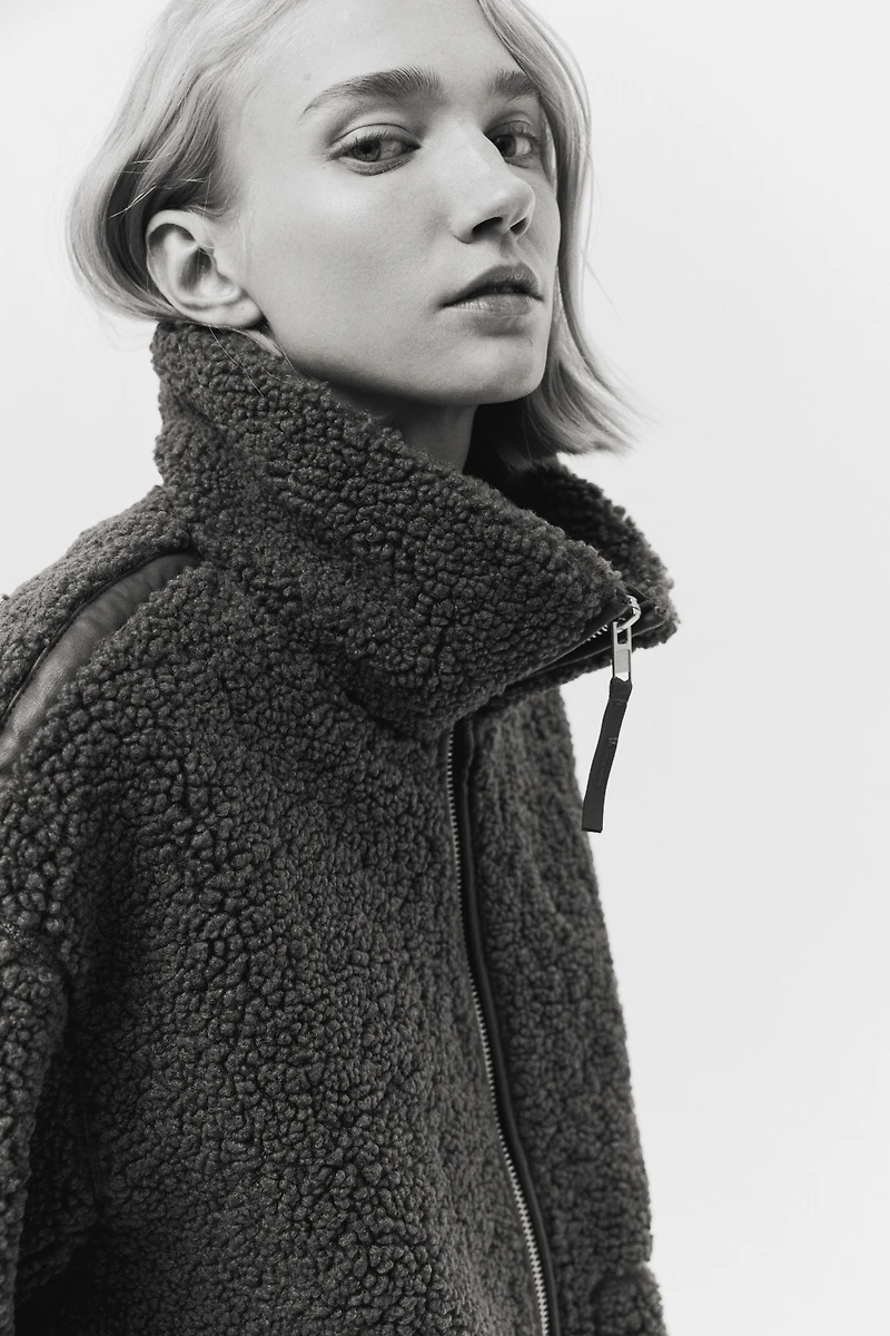 Loose-Fit Teddy Fleece Jacket