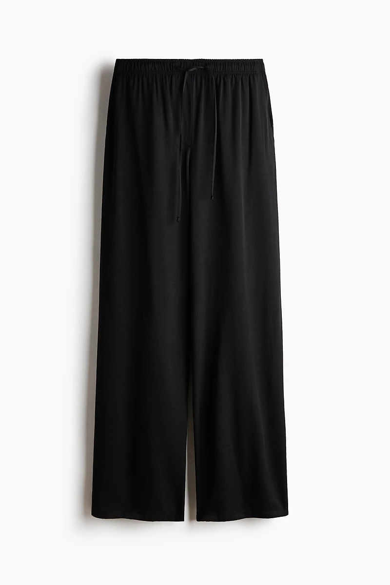 Wide-Leg Drawstring Pants
