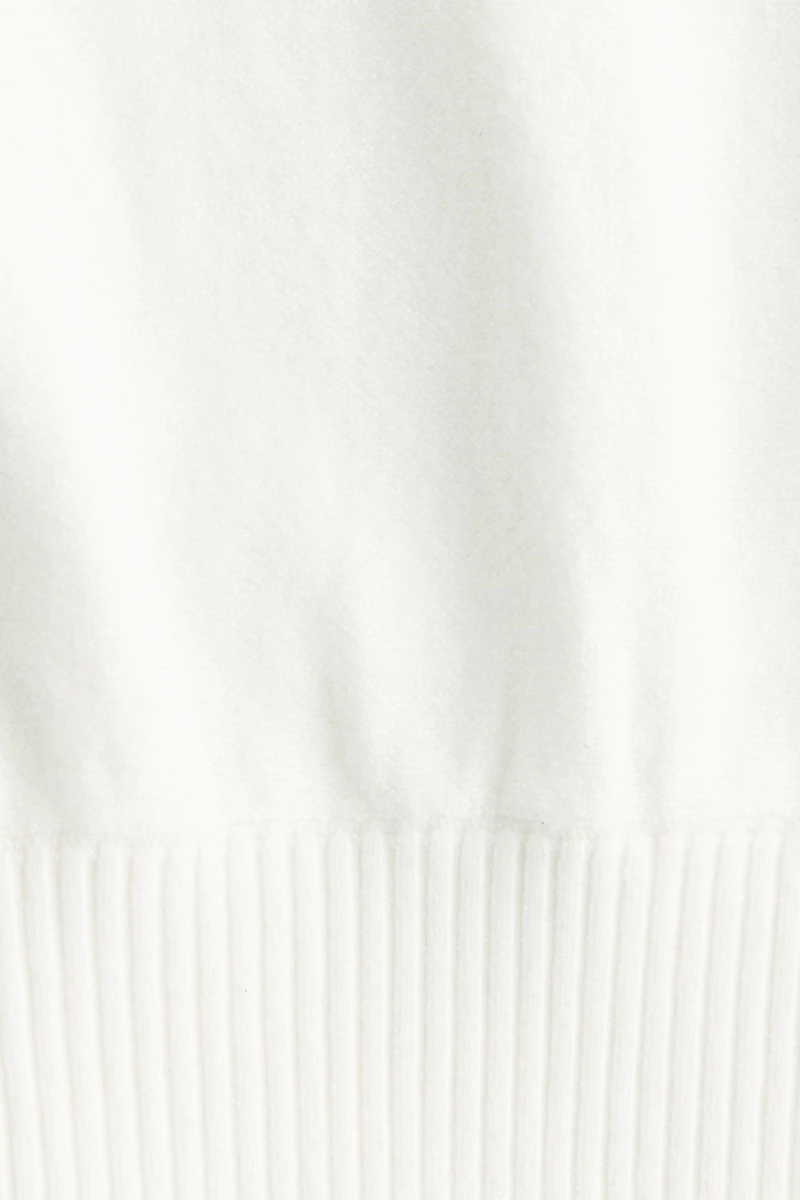 Batwing-Sleeved Fine-Knit Sweater