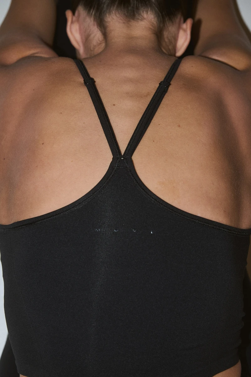 Seamless Sports Top with DryMove™