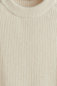 Chandail classique en tricot de laine côtelé