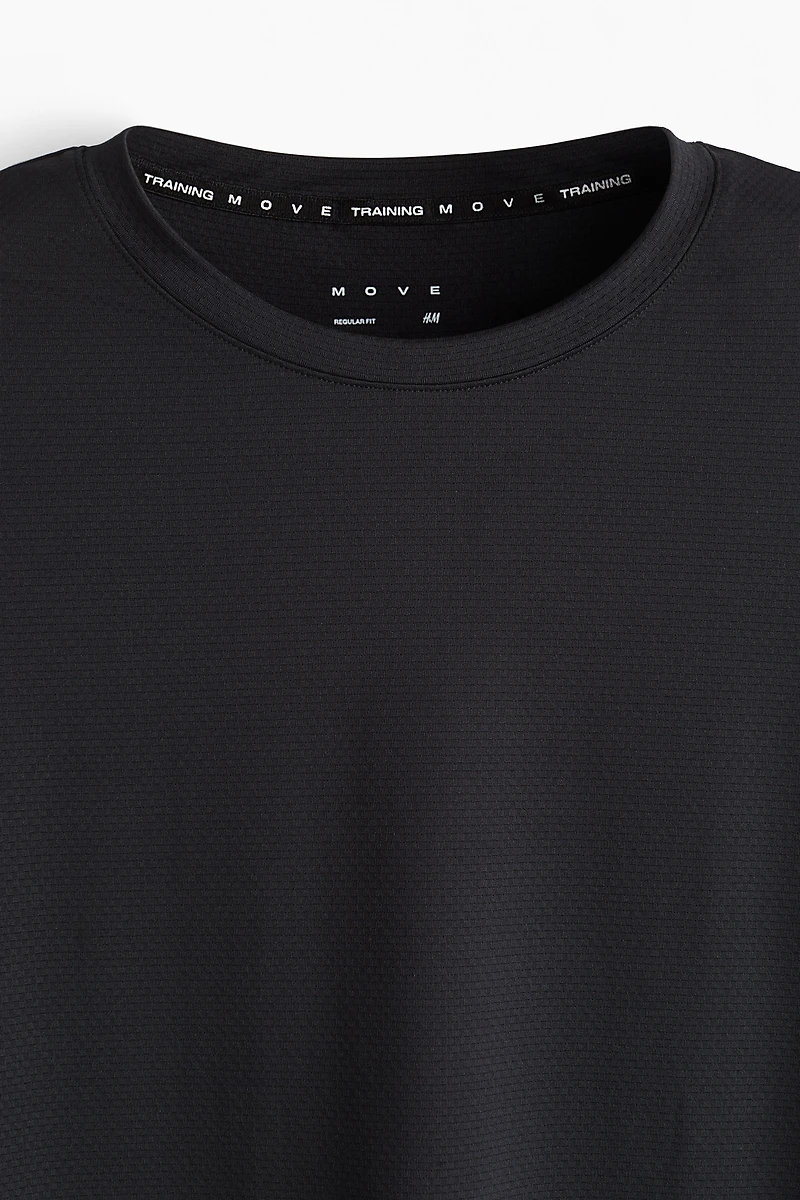 Long-Sleeved Sports Shirt with DryMove™