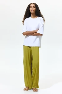 Wide-Leg Crinkled Pants