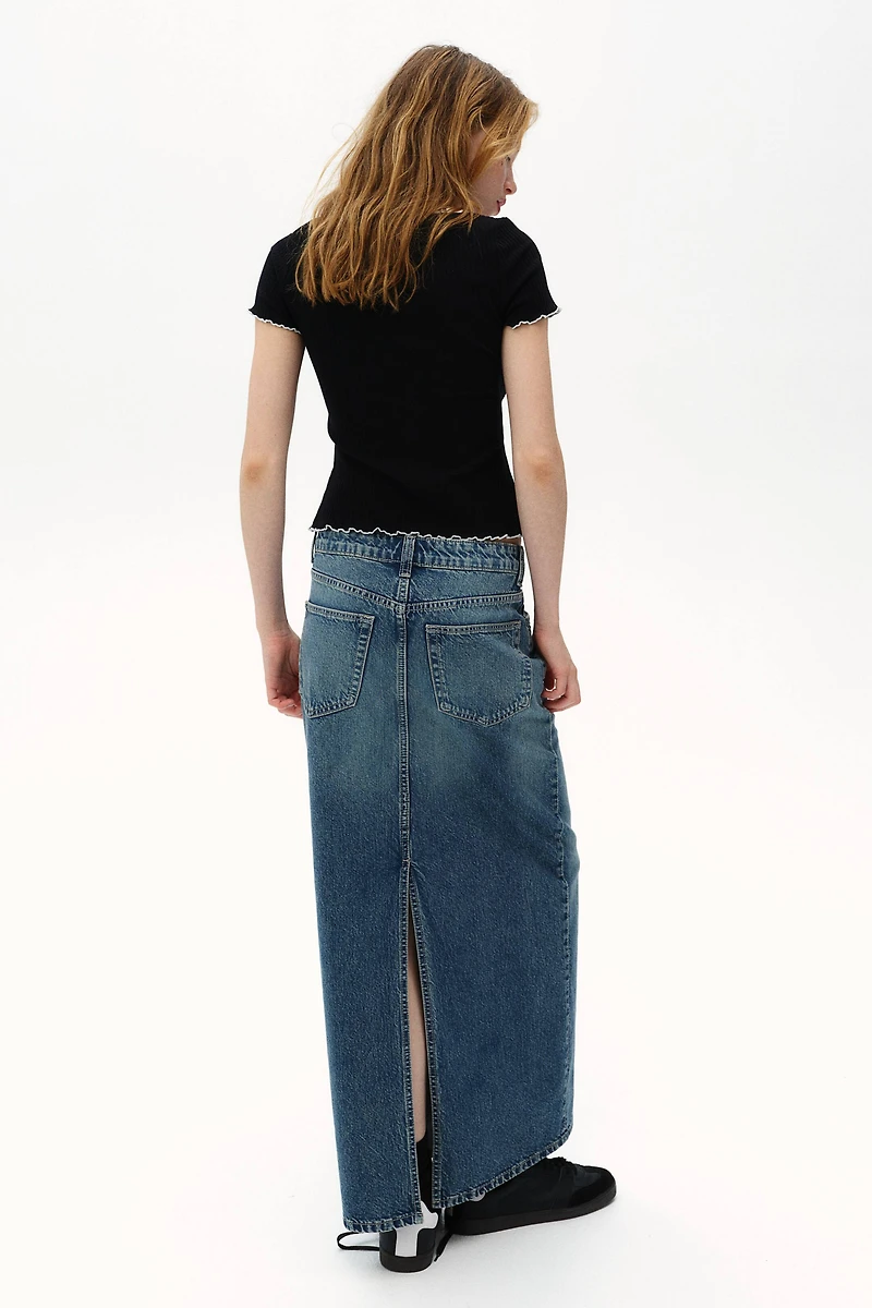 Ribbed Top with Overlocked Trim