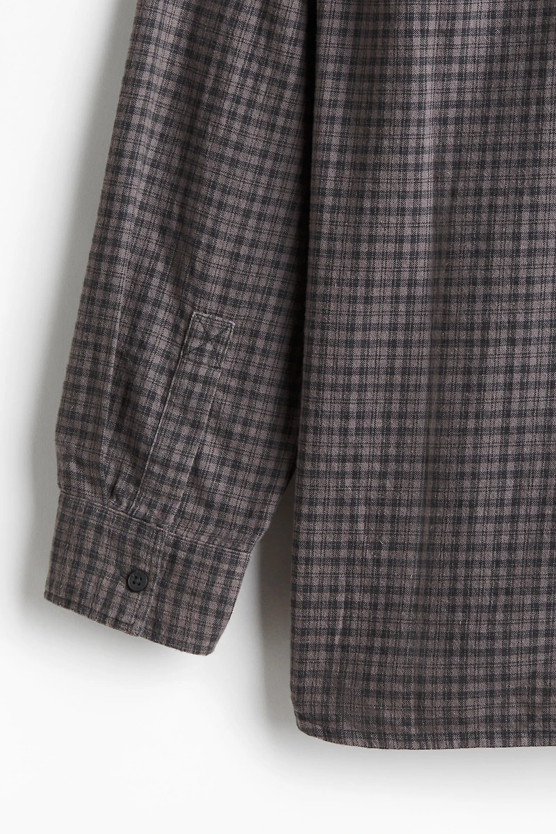 Loose-Fit Flannel Shirt