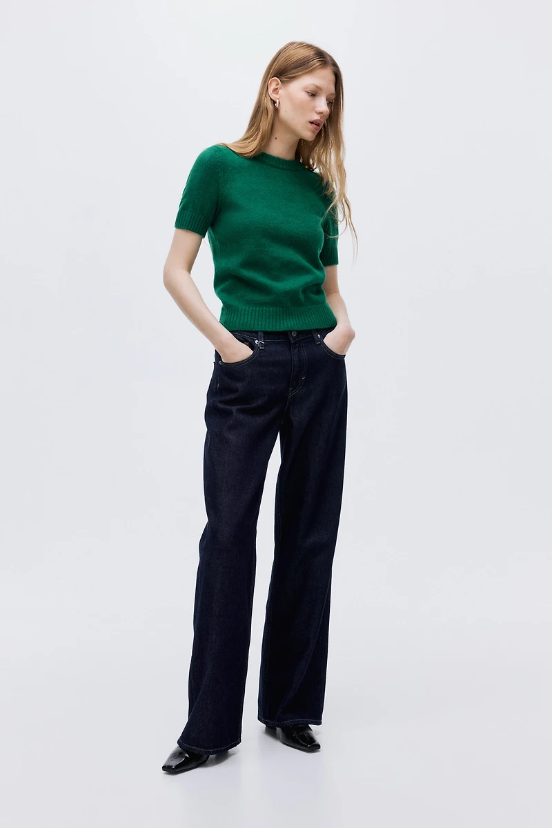 Short-Sleeved Sweater