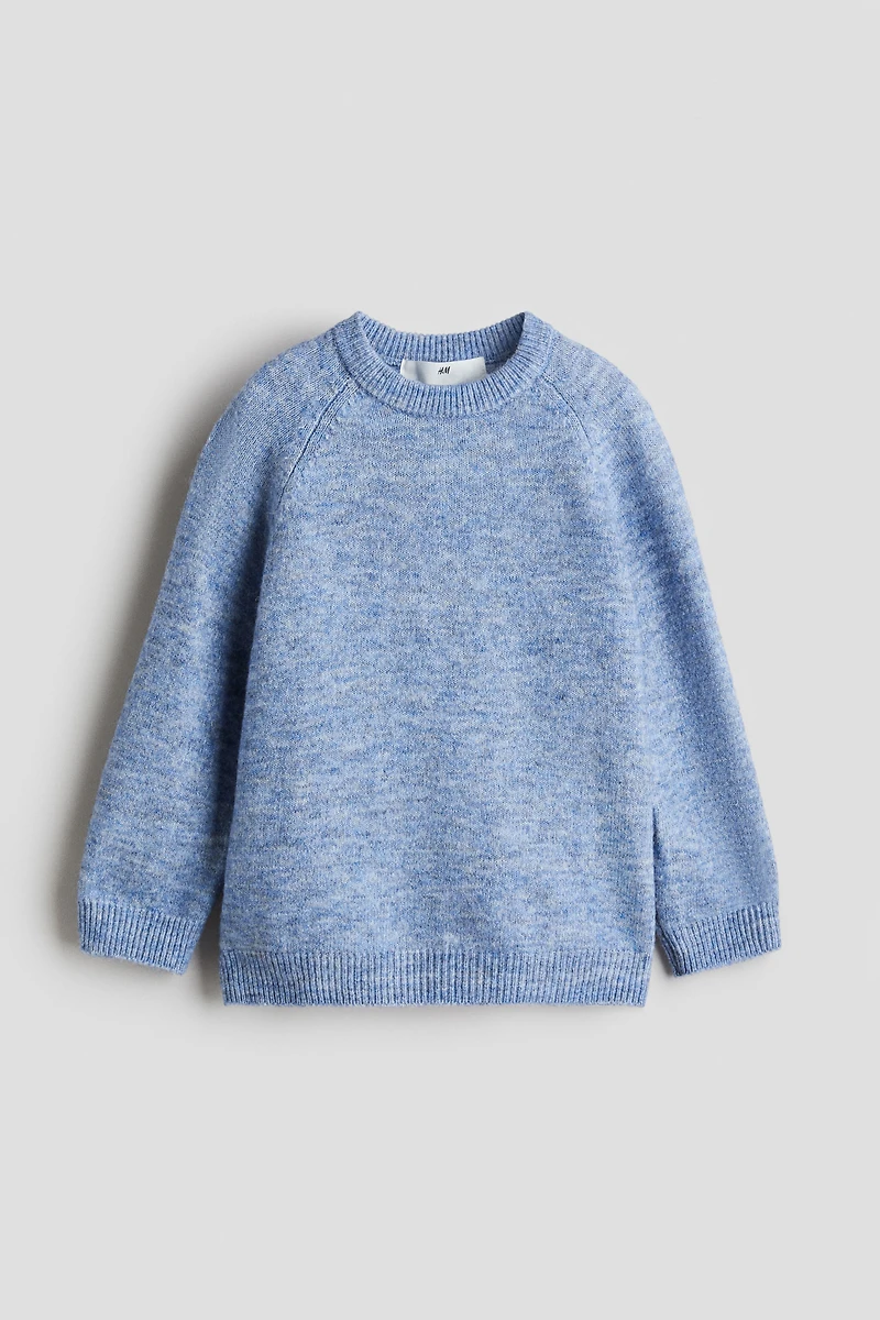 Raglan-Sleeved Sweater