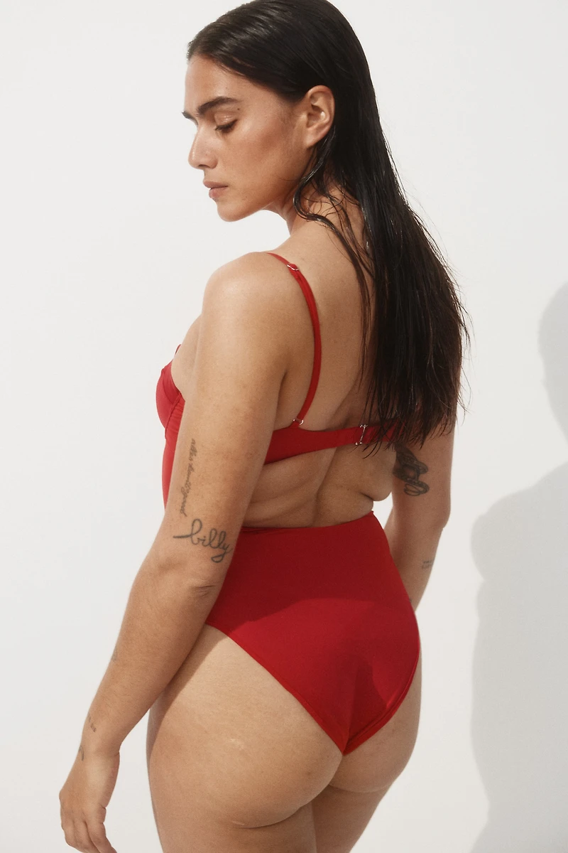 High-Leg Underwire Swimsuit