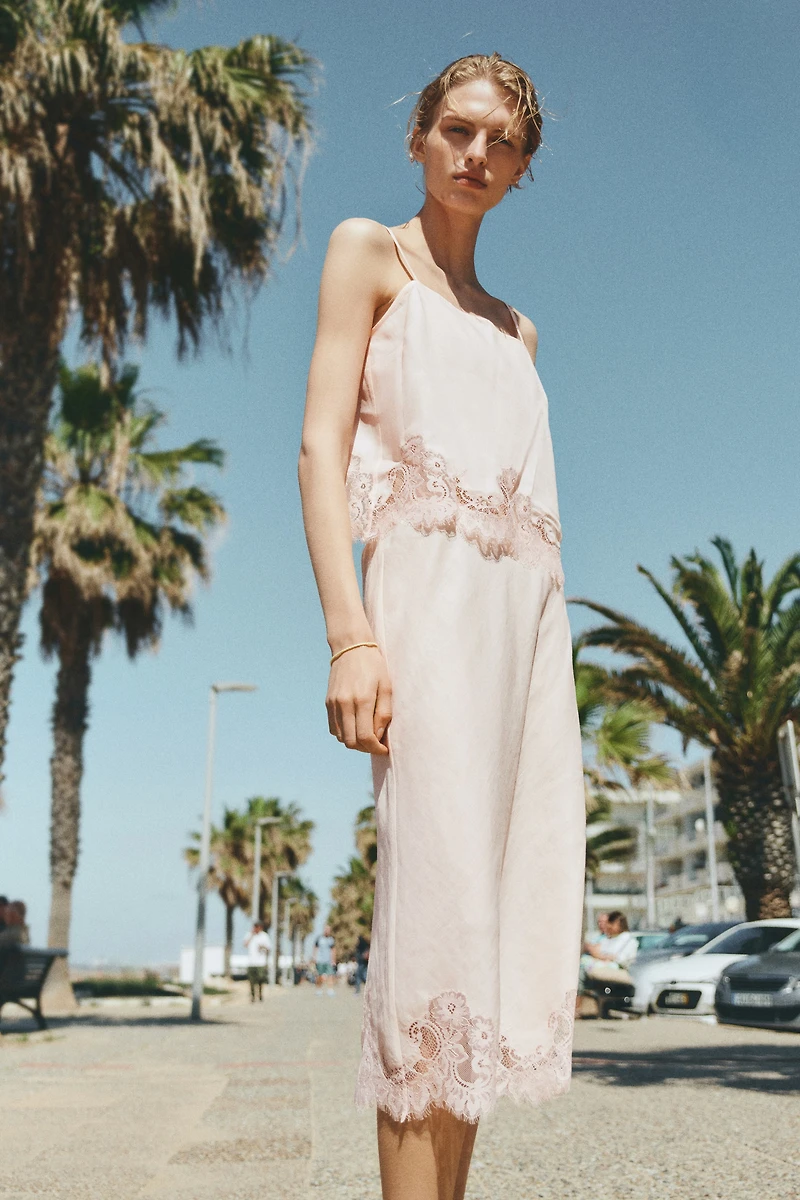 Lace-Trimmed Ramie Skirt
