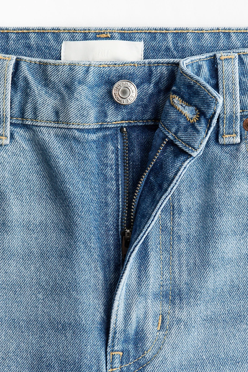 Mom Slim-Fit High-Waist Ankle Jeans
