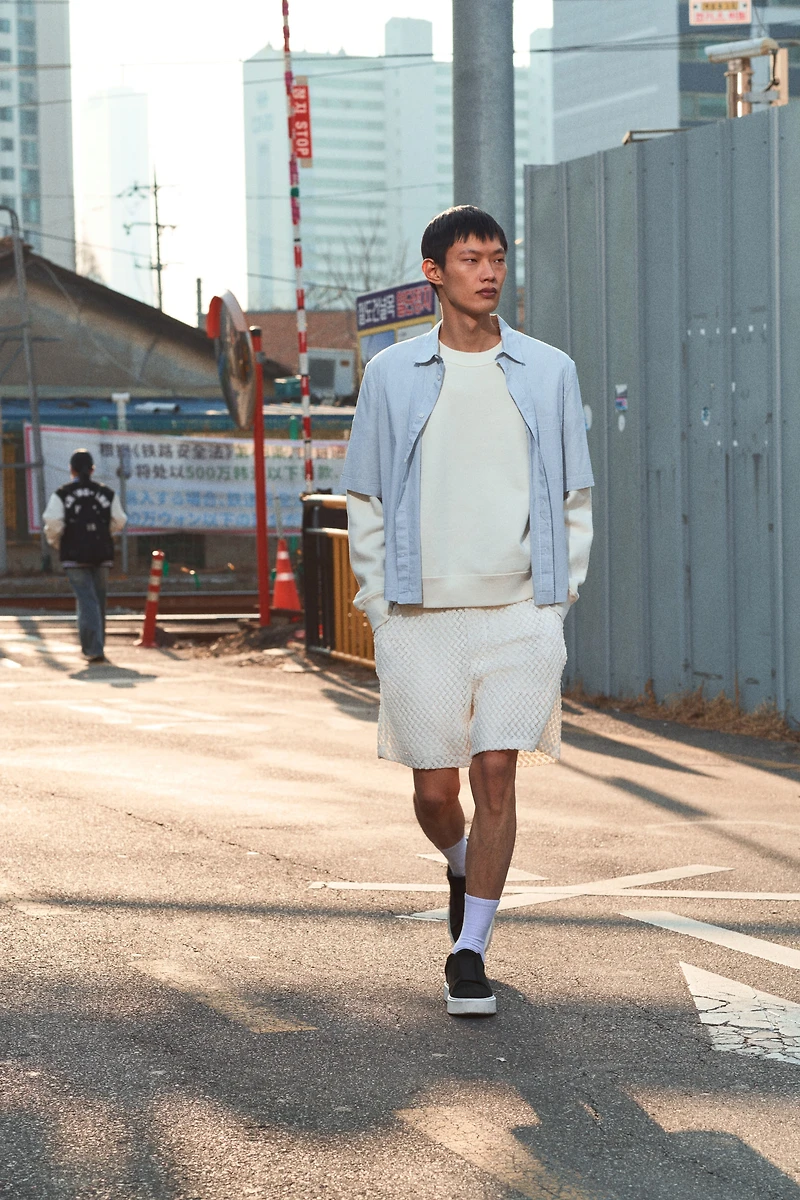 Short coupe décontractée d'aspect fait au crochet