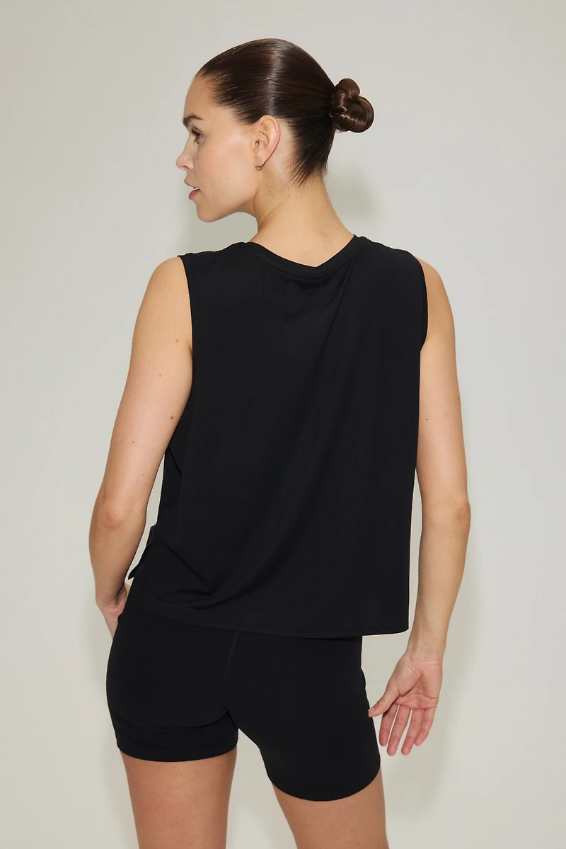 Boxy Sports Tank Top with DryMove™